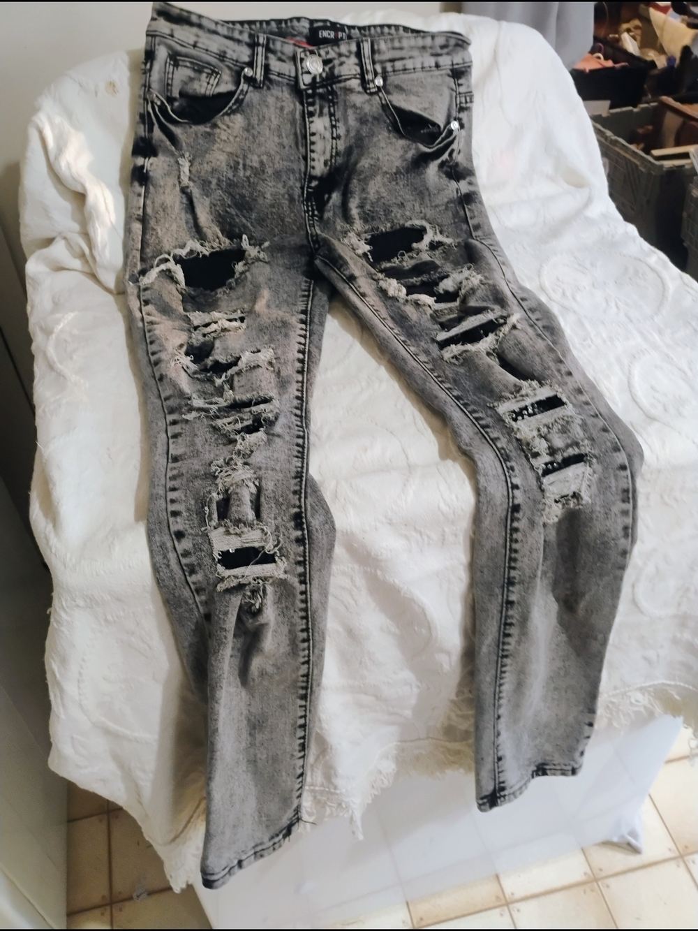 Men's Skinny Distressed Grey Acid-Wash Jeans